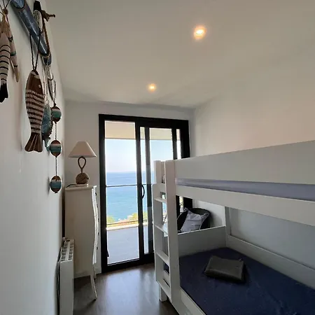 Sea View *