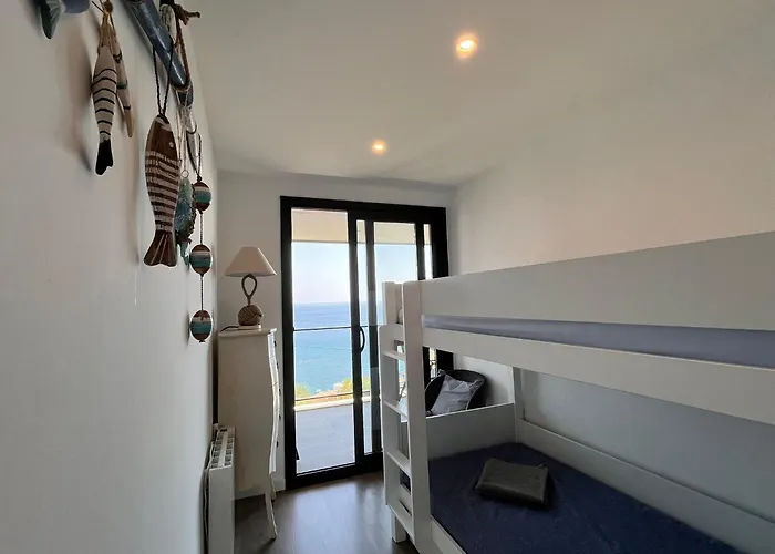 Sea View *