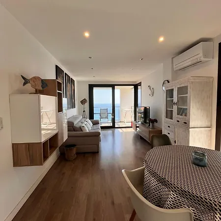 Апартаменты Sea View Льянсса